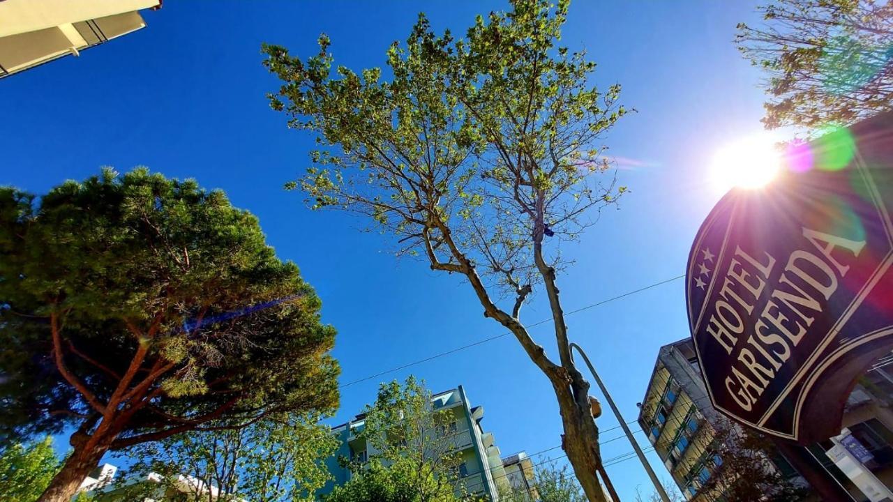 Hotel Garisenda B&B - In Centro A Riccione - Dış mekan fotoğraf