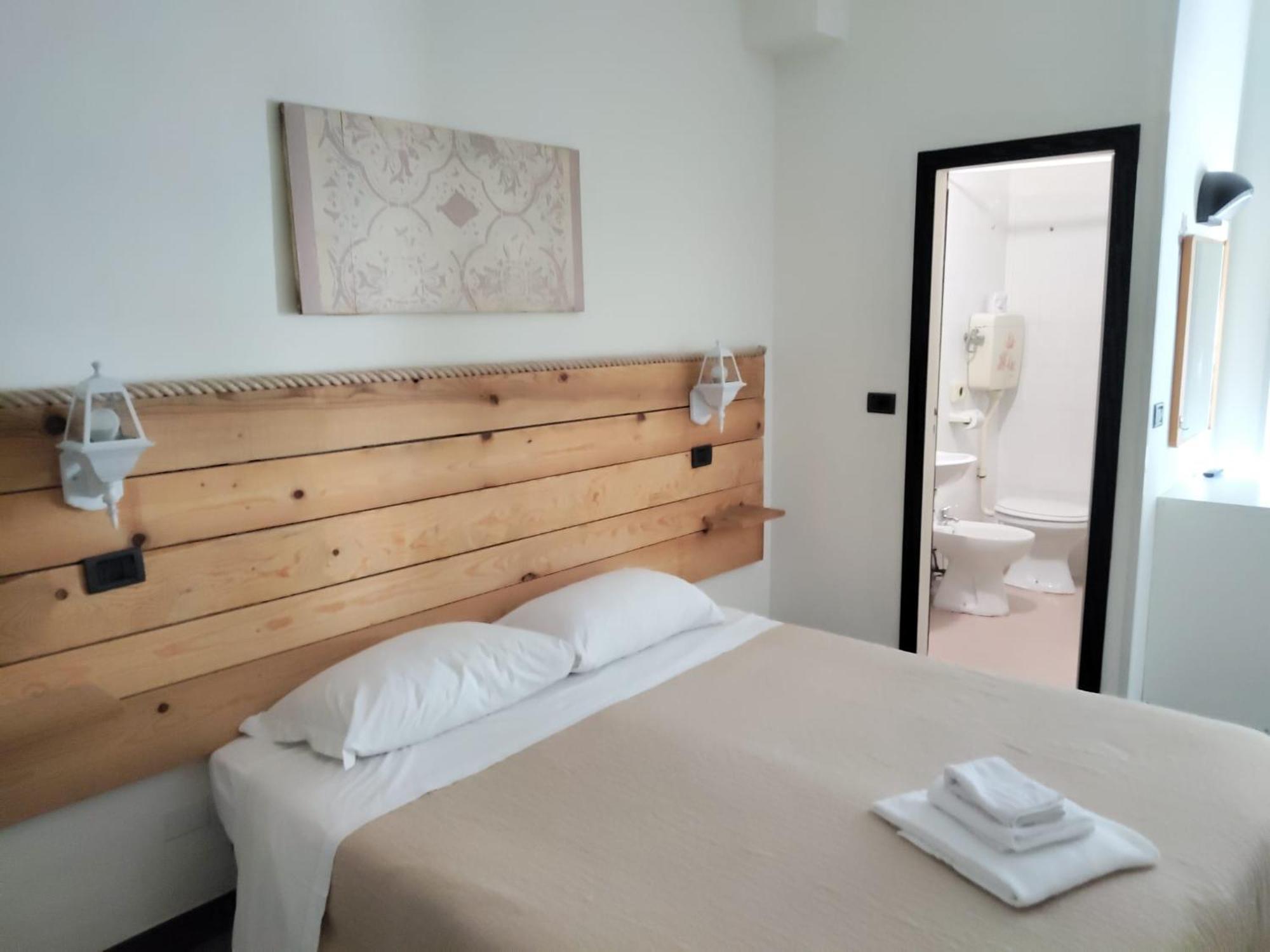 Hotel Garisenda B&B - In Centro A Riccione - Dış mekan fotoğraf