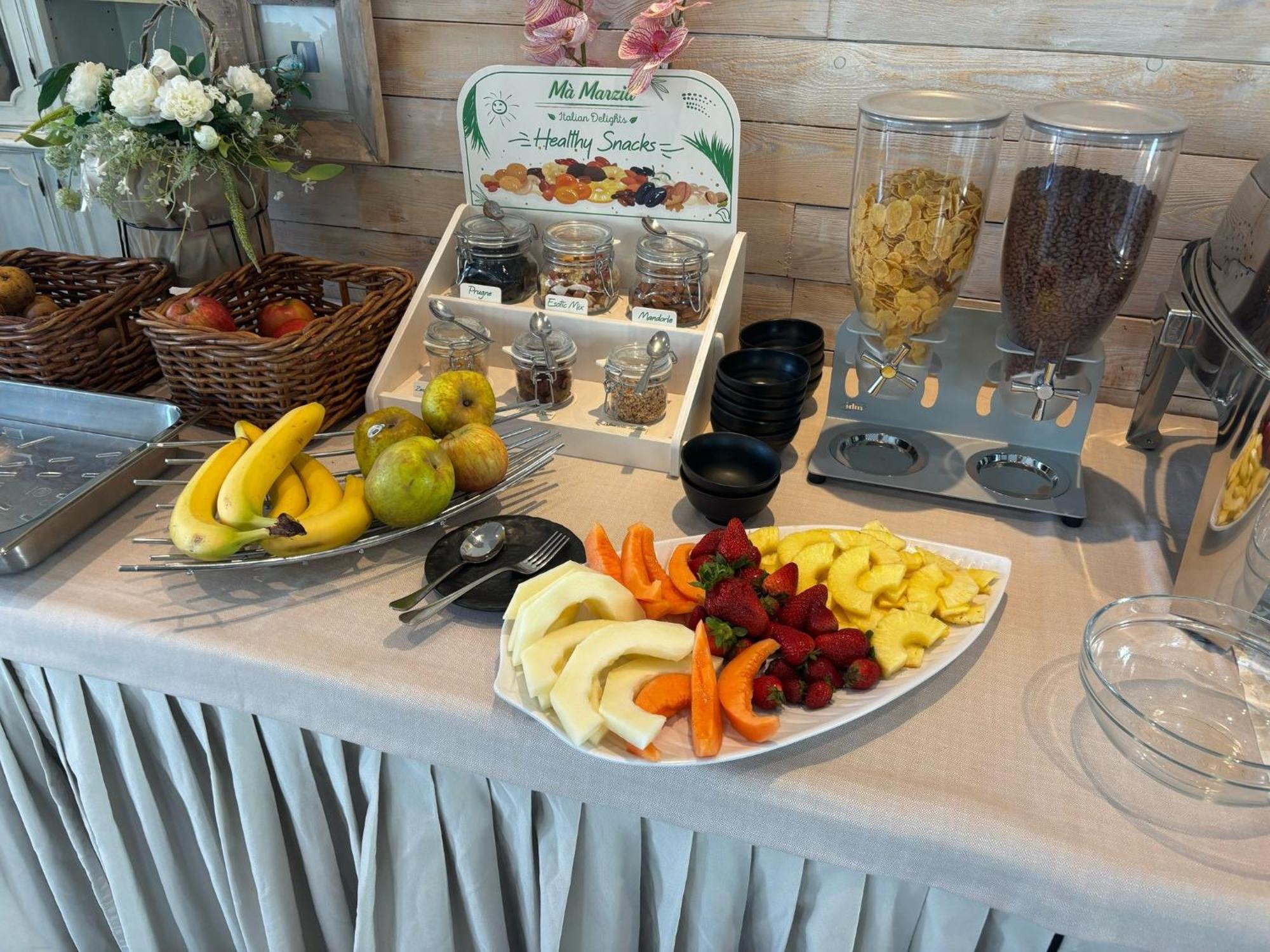Hotel Garisenda B&B - In Centro A Riccione - Dış mekan fotoğraf