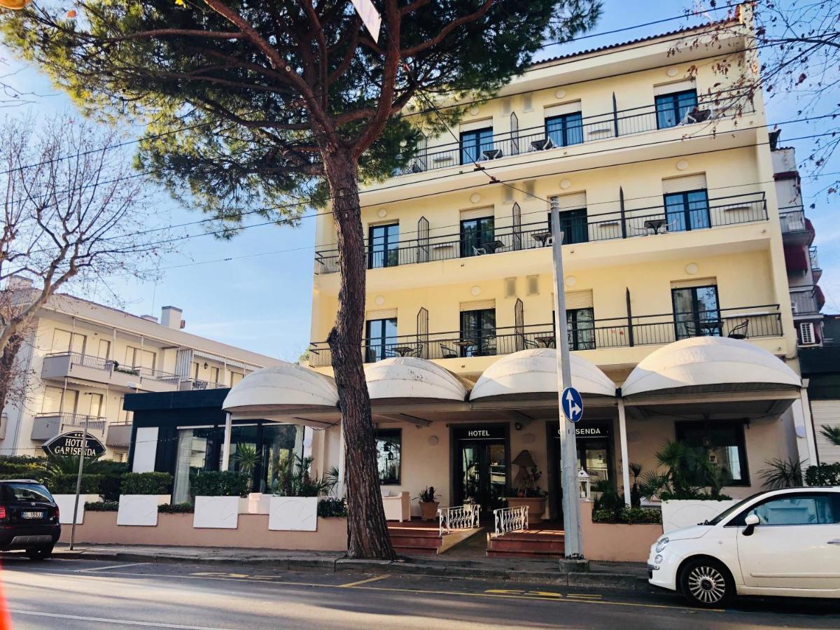 Hotel Garisenda B&B - In Centro A Riccione - Dış mekan fotoğraf